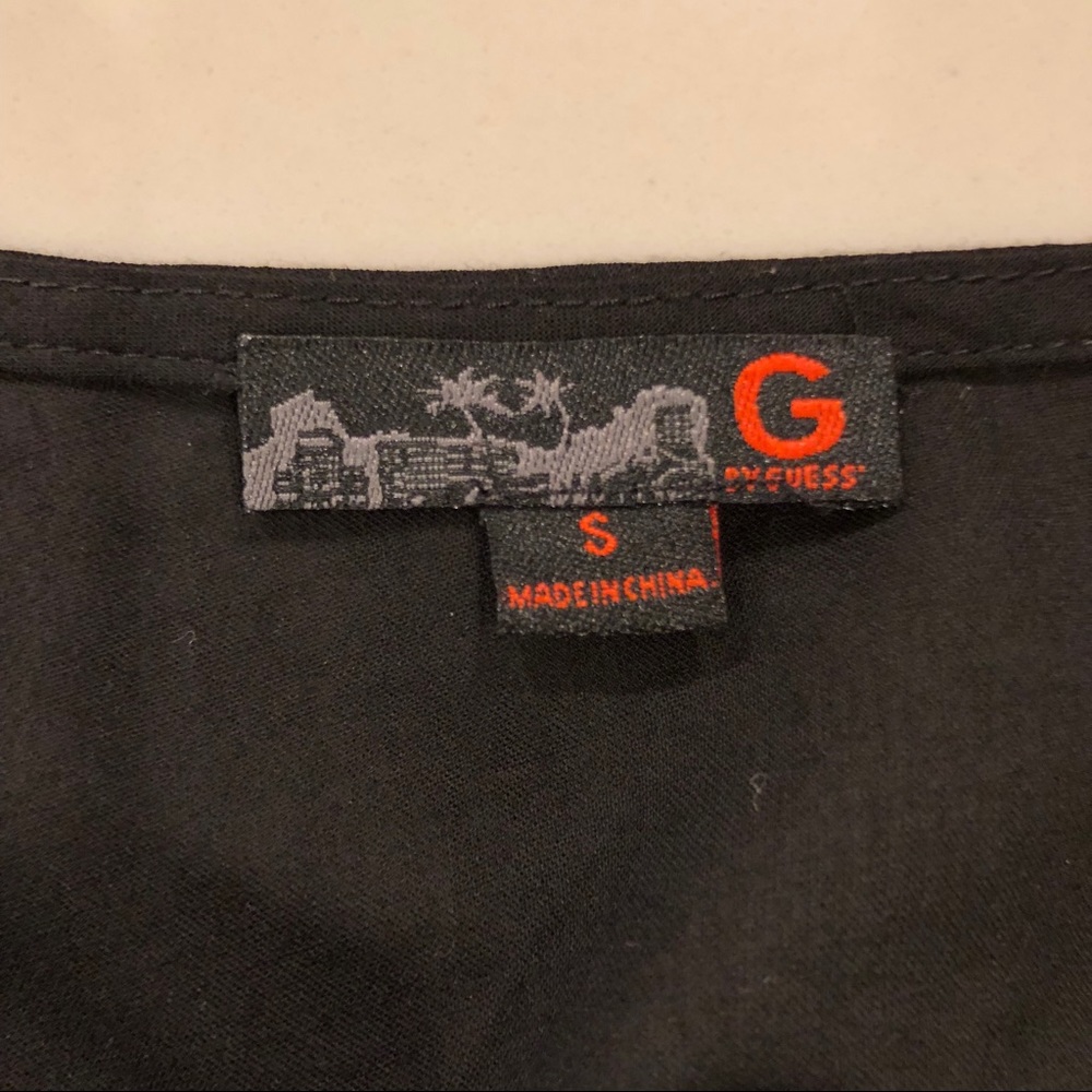 Guess Off-Shoulder Top, Size S - Picture 5 of 5